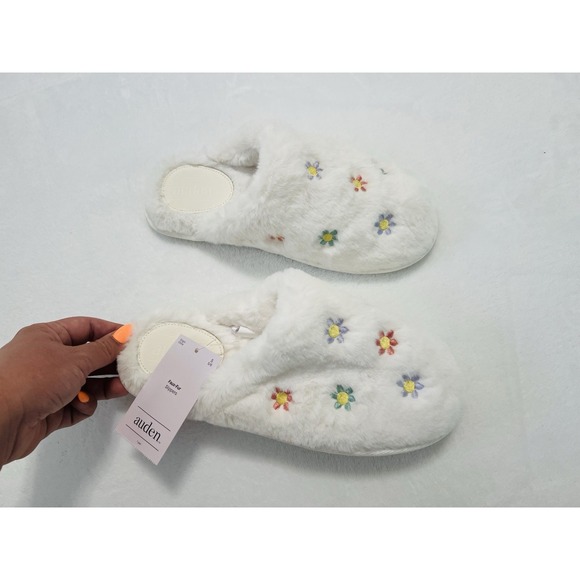 Auden Women's Emily Floral Scuff Faux Fur Ivory Slippers -  Slip On Shoes Sz 5/6 - Picture 1 of 4